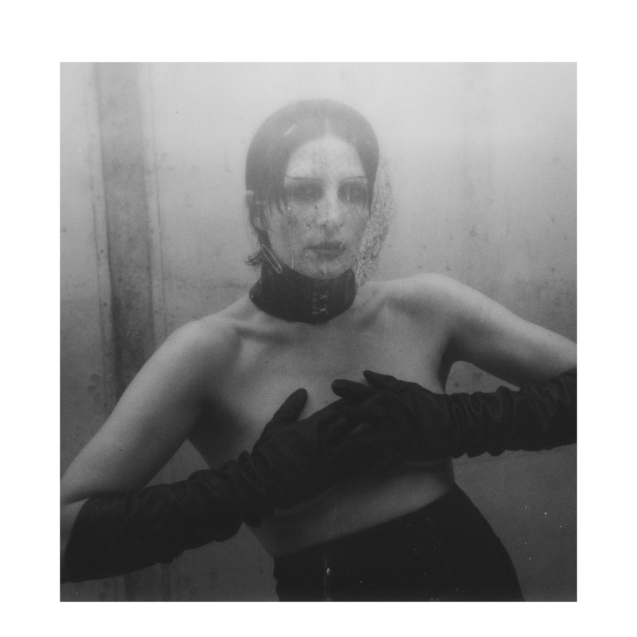 Linghuan Zhang x Kim Peers_Polariod7