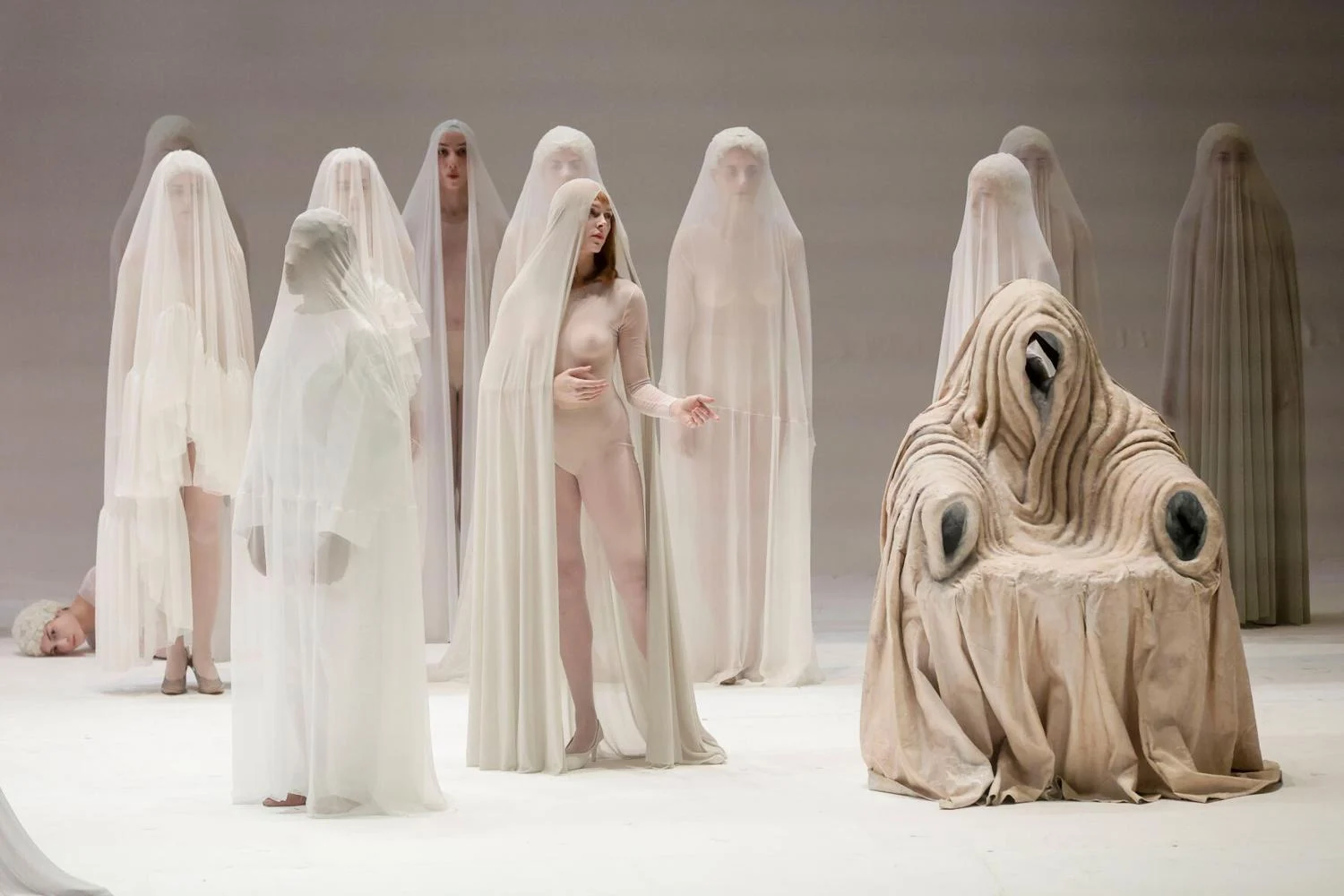 The-Partenope-opera_hube_001