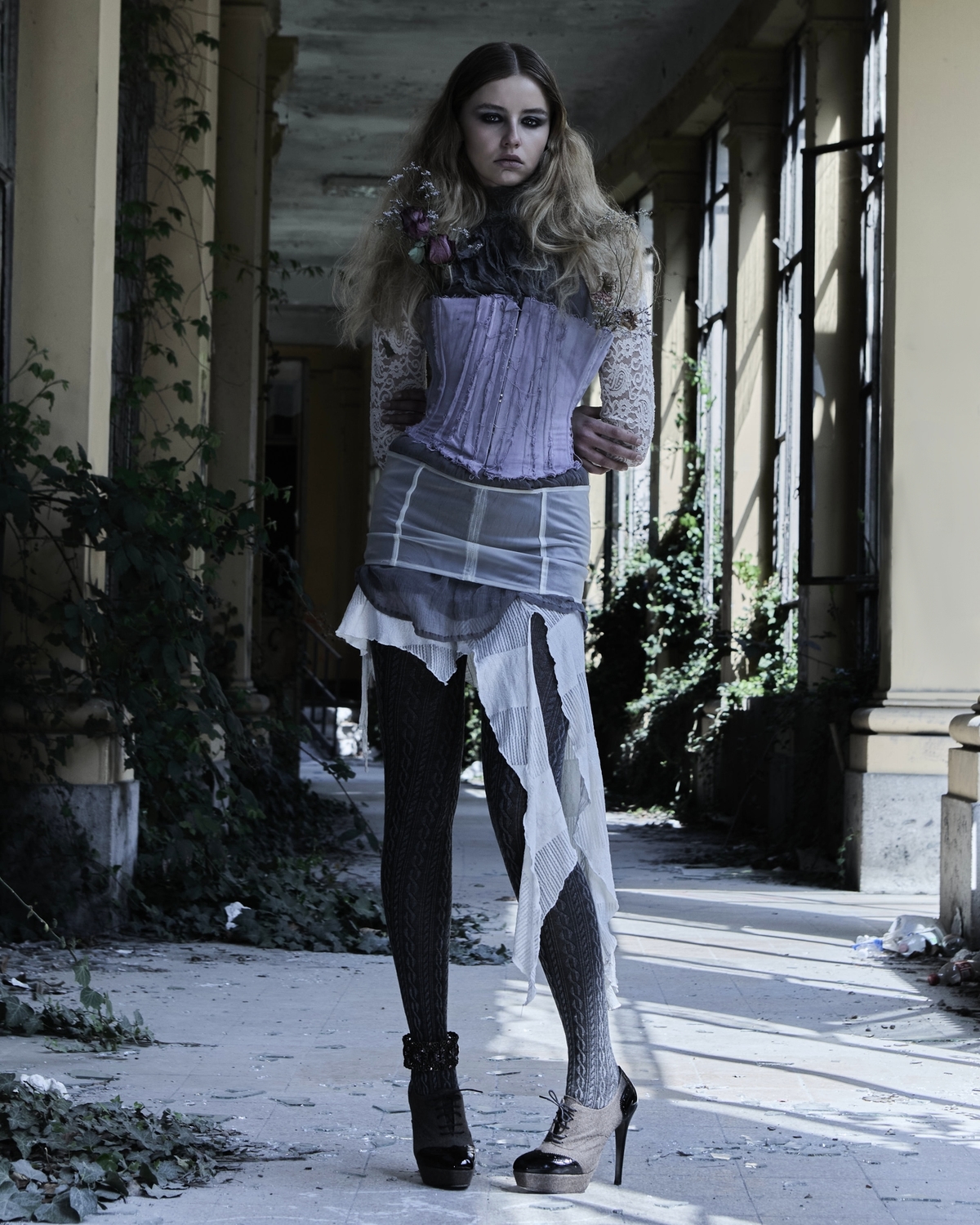 ruins-of-grace_nasty-magazine_22da1068