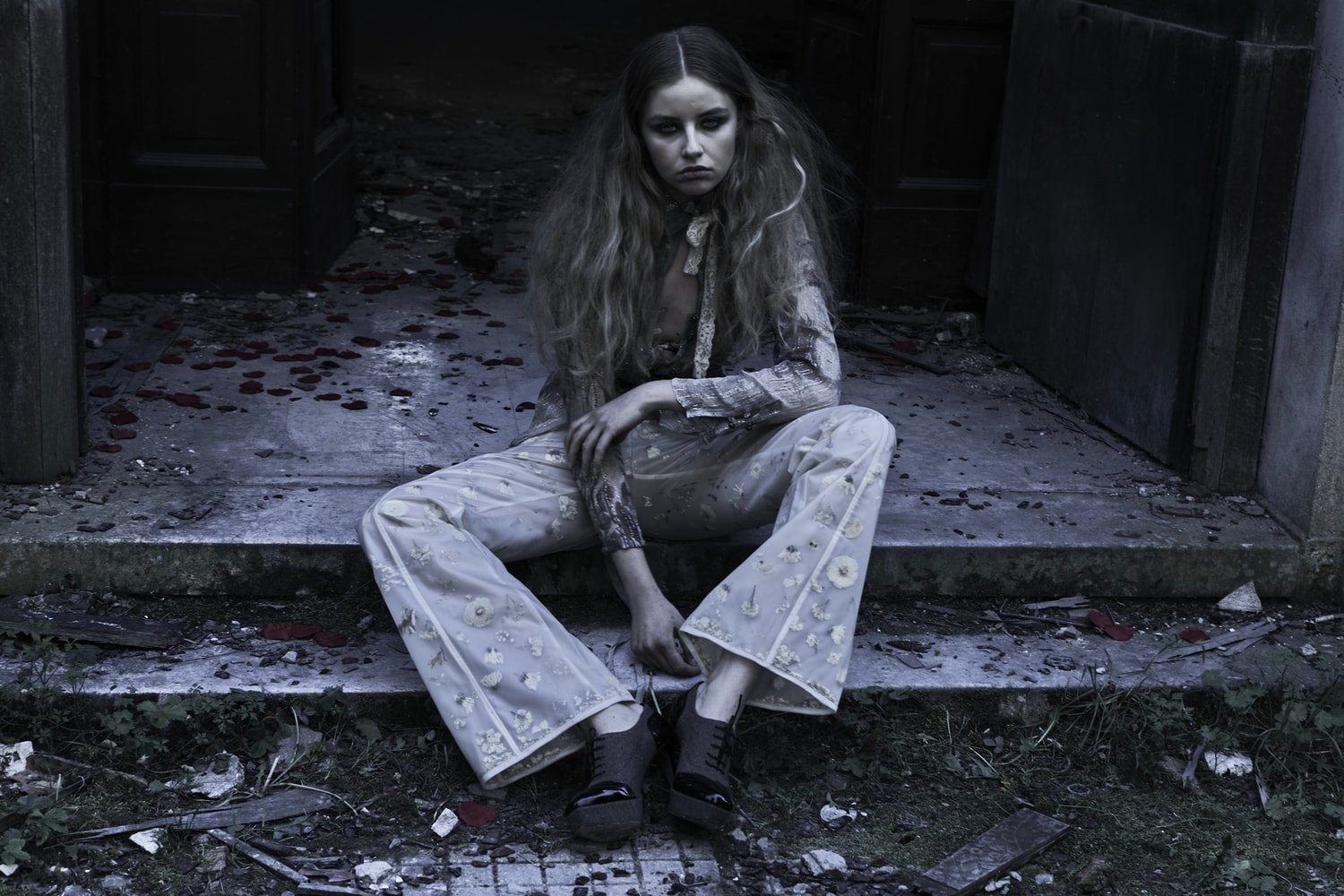 ruins-of-grace_nasty-magazine_76995de1